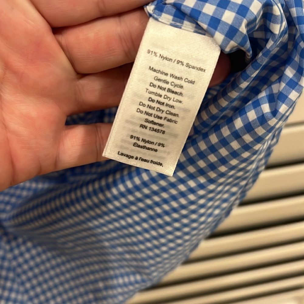 Vineyard Vines check pattern performance shirt me… - image 4